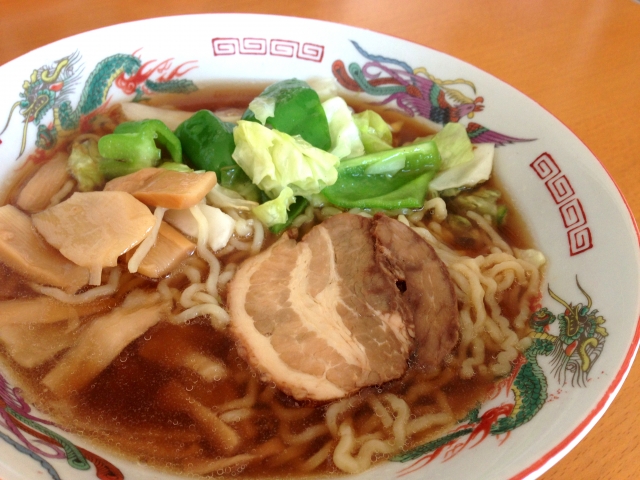 食べ物の雑学 ラーメンの丼に描かれている模様の意味 Gakusha