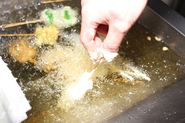 【食べ物の雑学】たった一手間で揚げ物をカラッと揚げる方法 | GakuSha